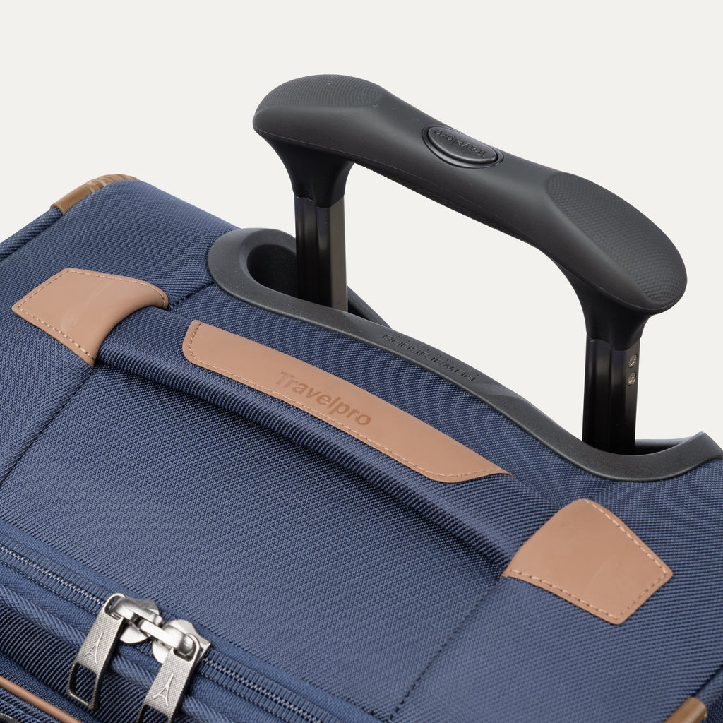 Crew™ Classic Carry-On / Medium Check-In Set