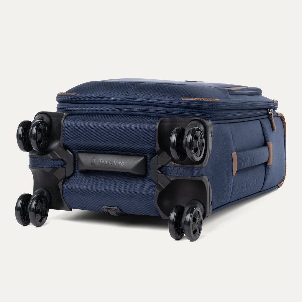 Crew™ Classic Compact Carry-On / Medium Check-In Set