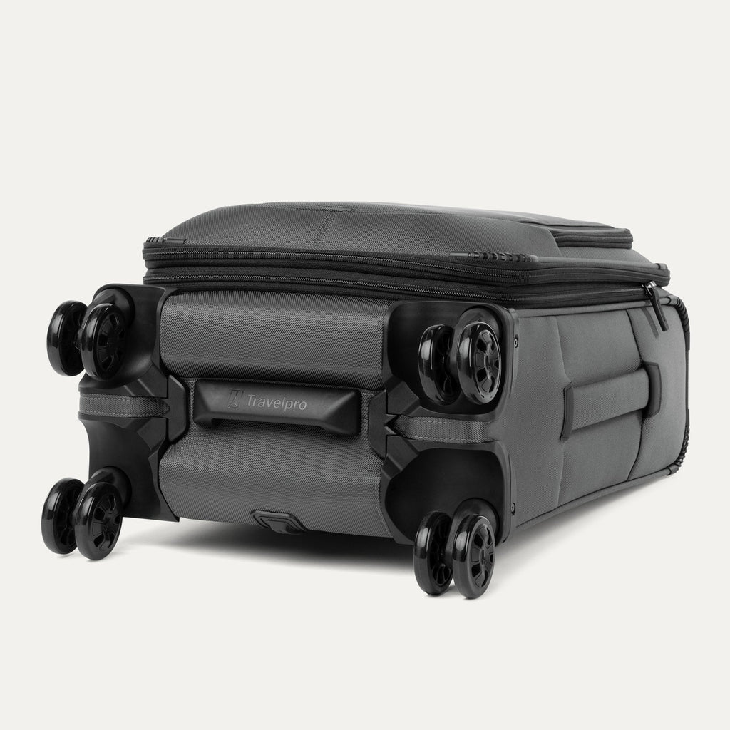 Crew™ Classic Compact Carry-On / Medium Check-In Set