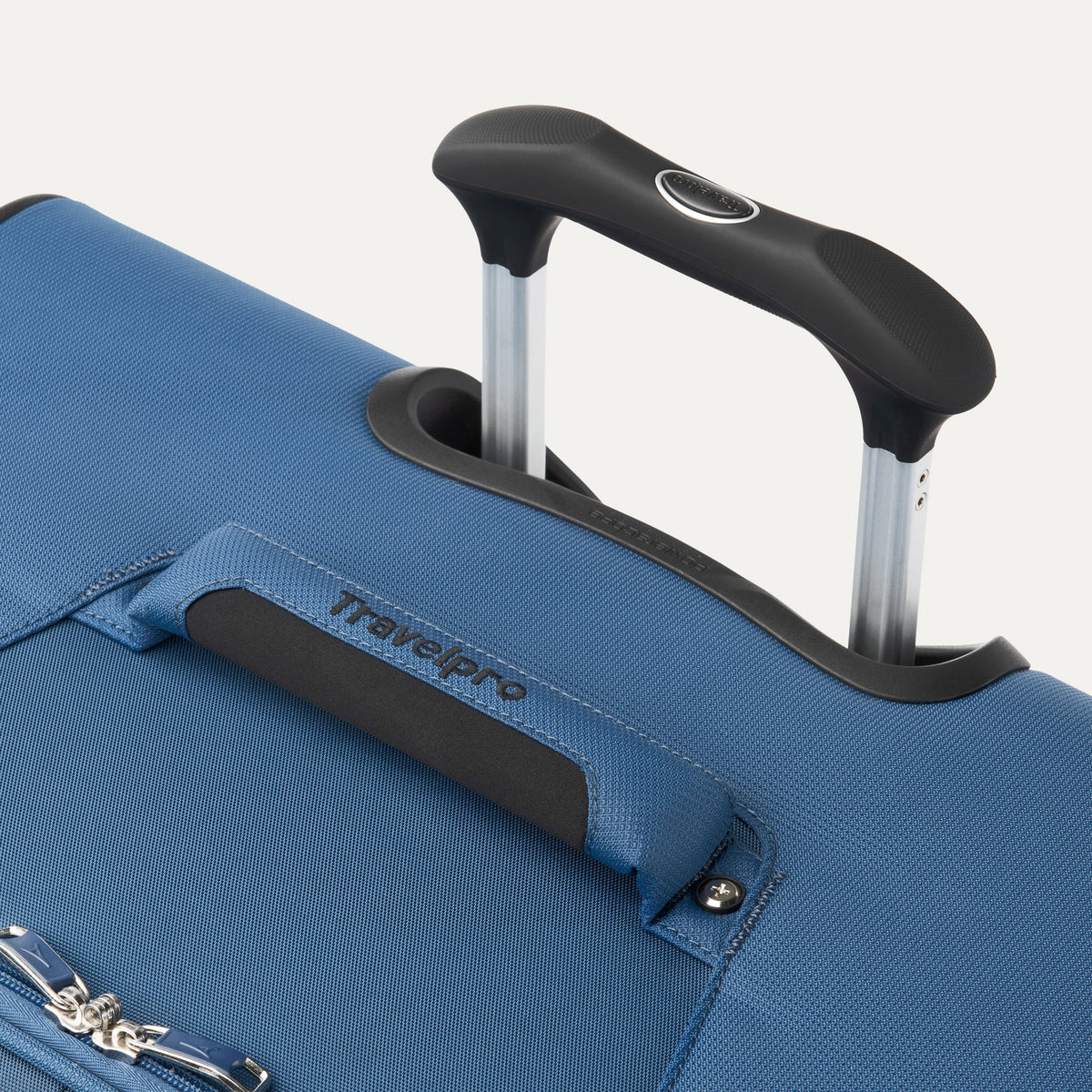 Maxlite® 5 Large Check-In Spinner