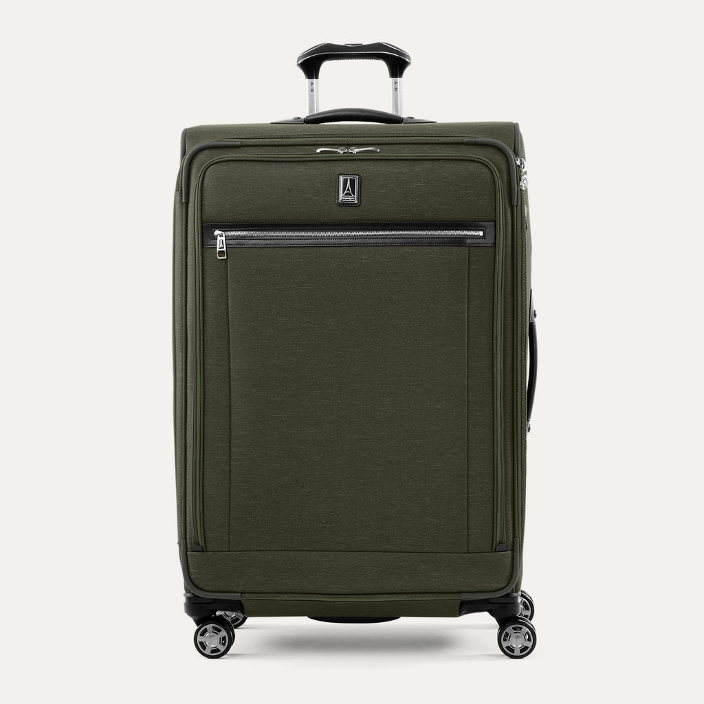 Platinum® Elite Large Check-In Spinner